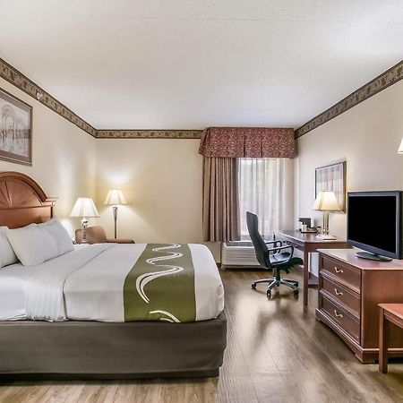 Quality Inn & Suites Bel Air I-95 Exit 77A エクステリア 写真