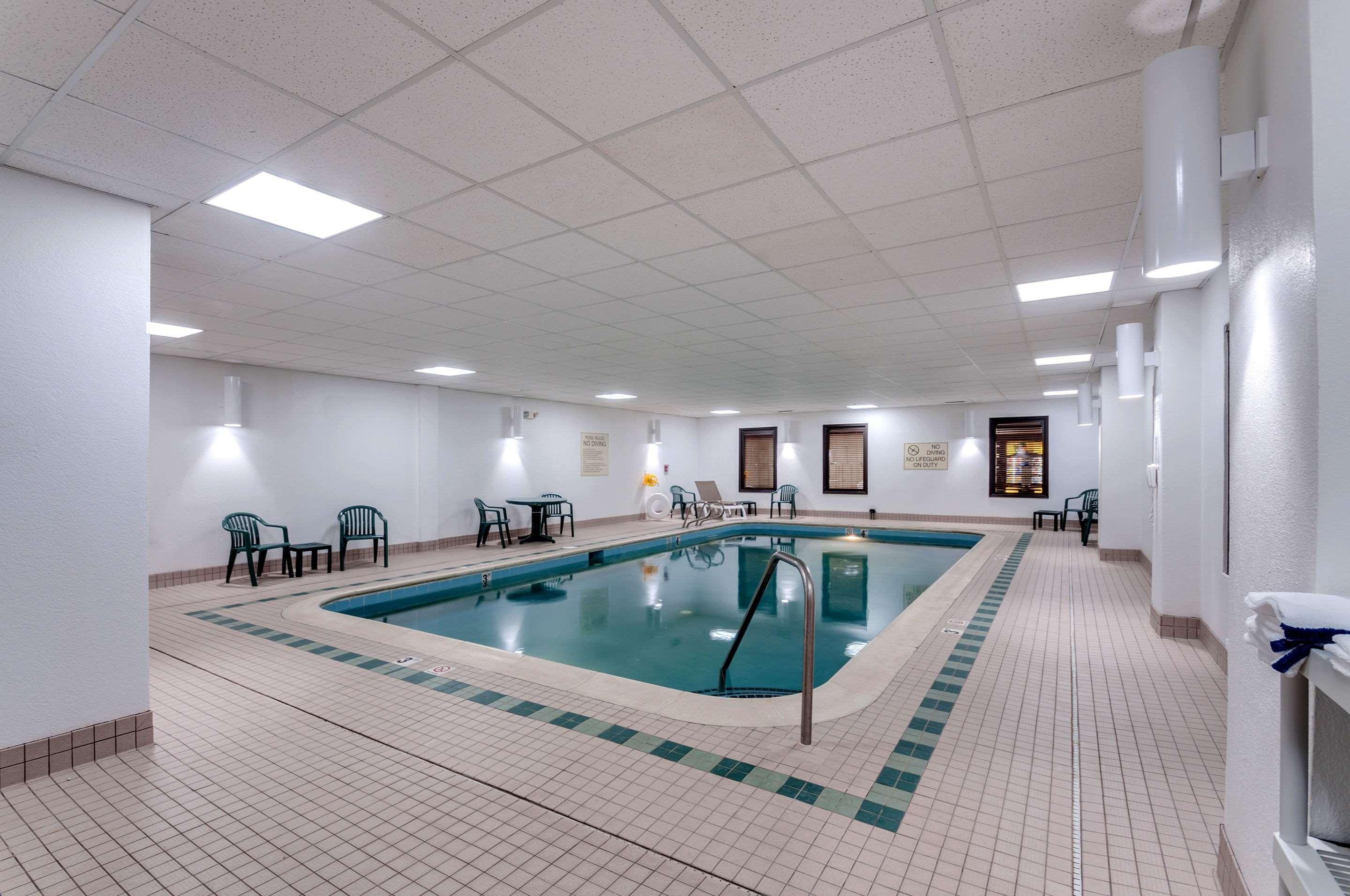 Quality Inn & Suites Bel Air I-95 Exit 77A エクステリア 写真