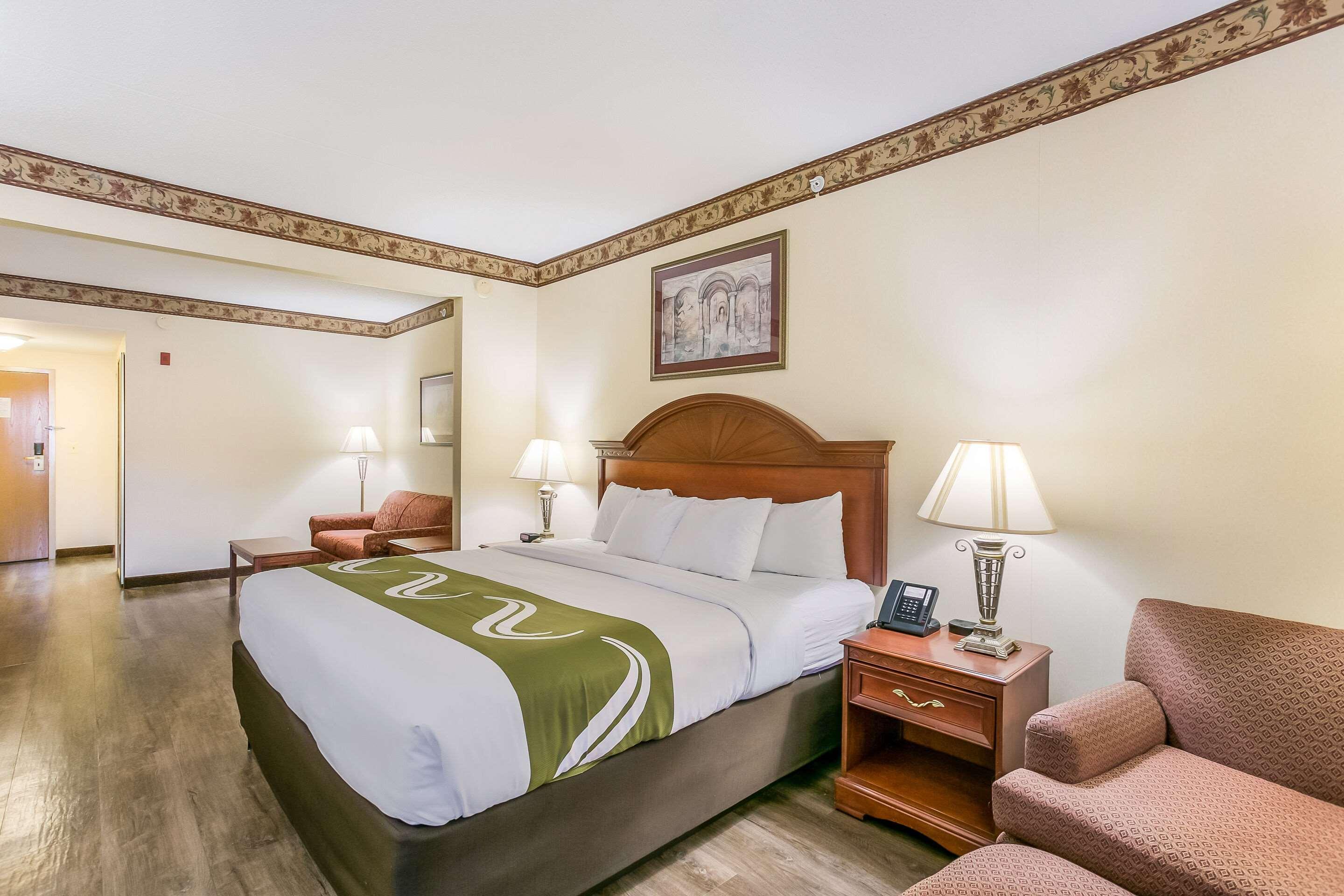 Quality Inn & Suites Bel Air I-95 Exit 77A エクステリア 写真