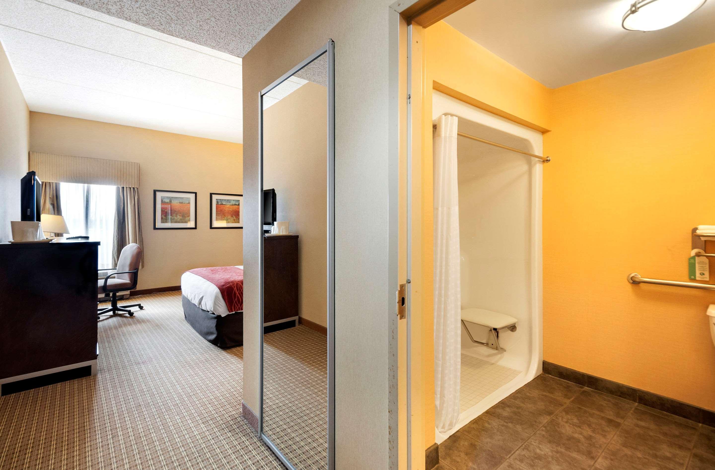 Quality Inn & Suites Bel Air I-95 Exit 77A エクステリア 写真