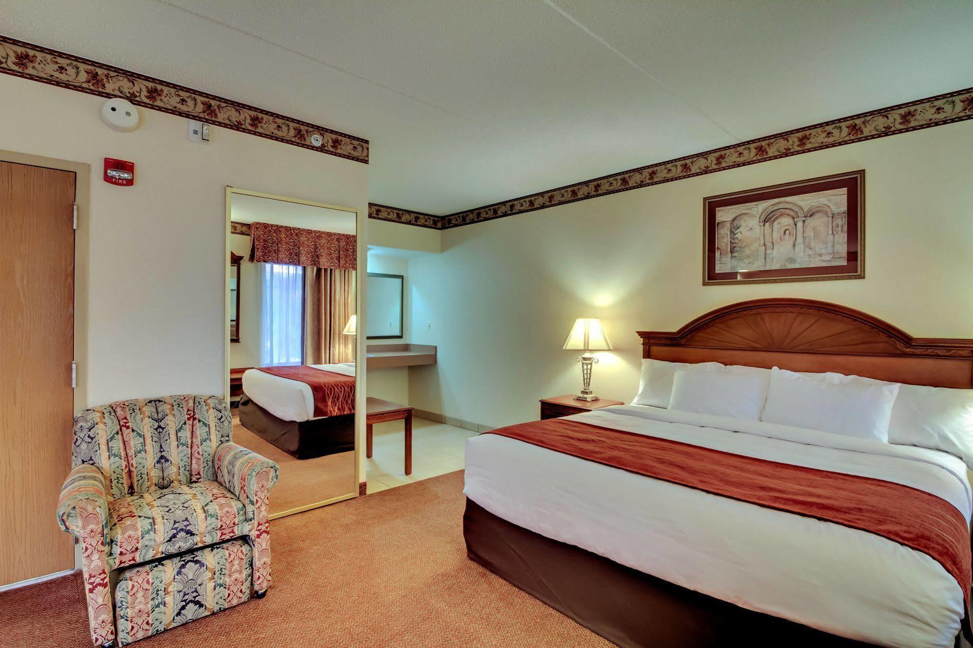 Quality Inn & Suites Bel Air I-95 Exit 77A エクステリア 写真